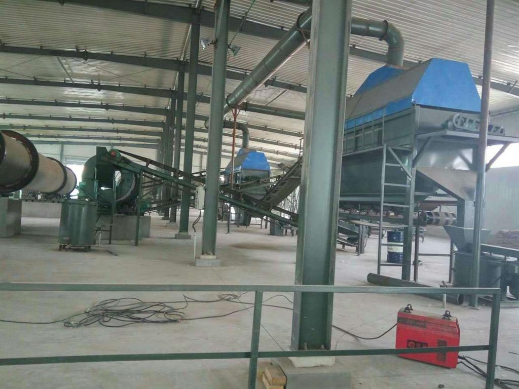 <strong>復(fù)合肥設(shè)備</strong>